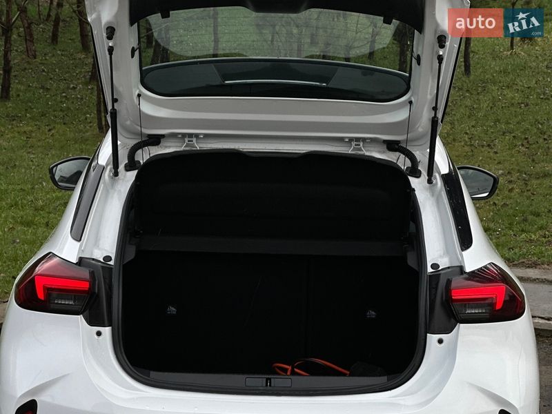 Хетчбек Opel Corsa-e 2021 в Львові