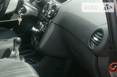 Хетчбек Opel Corsa 2011 в 