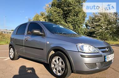 Хэтчбек Opel Corsa 2006 в Киеве