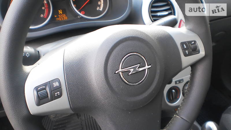 Хетчбек Opel Corsa 2009 в Слов'янську