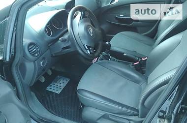 Хетчбек Opel Corsa 2009 в 