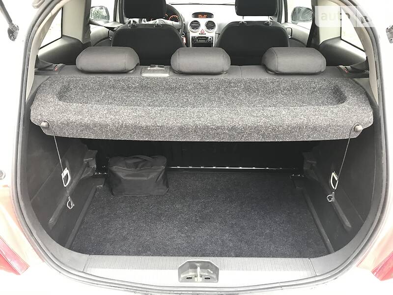 Хетчбек Opel Corsa 2008 в Львові фото 17 Хетчбек Opel Corsa 2008 в Львові