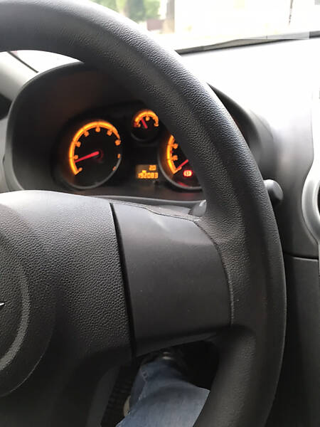 Хетчбек Opel Corsa 2012 в Харкові