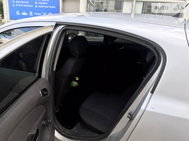 Хетчбек Opel Corsa 2012 в Харкові