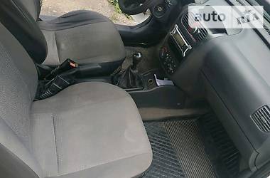 Хетчбек Opel Corsa 2004 в 