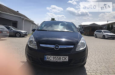 Хэтчбек Opel Corsa 2008 в Нововолынске