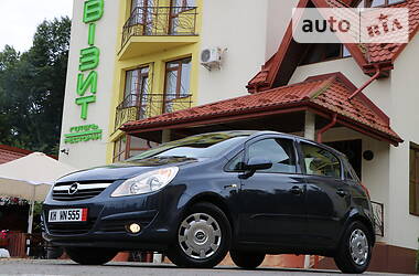 Хетчбек Opel Corsa 2007 в 