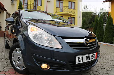 Хетчбек Opel Corsa 2007 в 