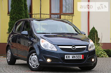 Хетчбек Opel Corsa 2007 в 