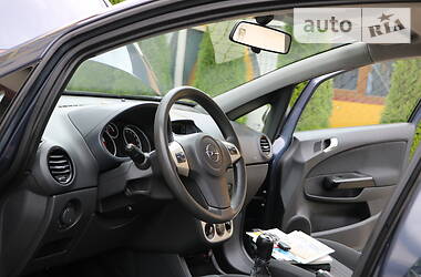 Хетчбек Opel Corsa 2007 в 