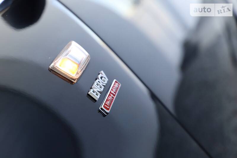 Хетчбек Opel Corsa 2015 в Дрогобичі