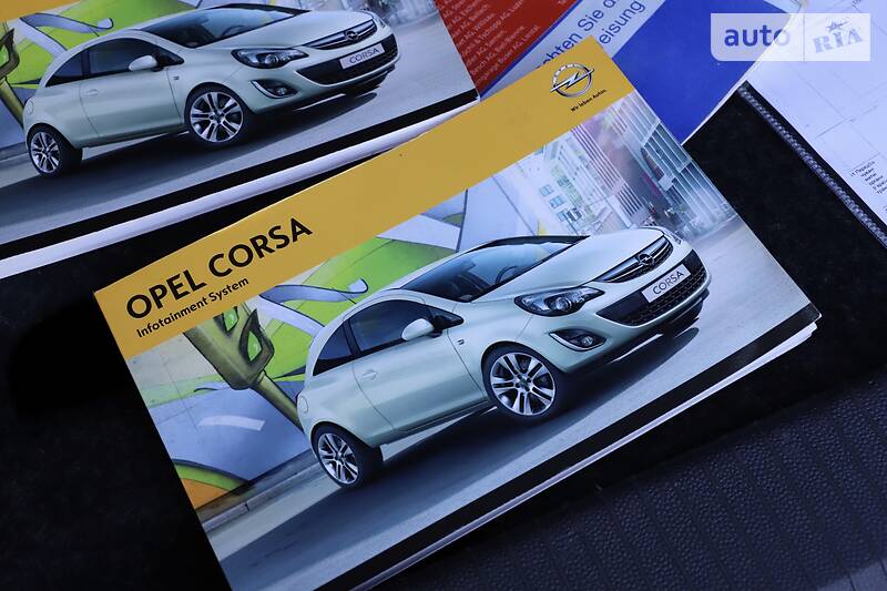 Хетчбек Opel Corsa 2015 в Дрогобичі