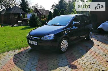 Хэтчбек Opel Corsa 2005 в Калуше