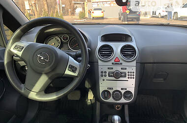 Хэтчбек Opel Corsa 2013 в Кривом Роге