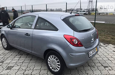 Хетчбек Opel Corsa 2009 в Дніпрі