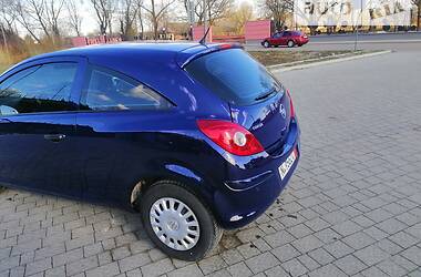 Хэтчбек Opel Corsa 2014 в Дрогобыче