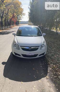 Седан Opel Corsa 2008 в Умани