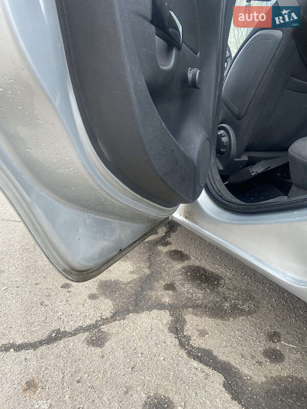 Хэтчбек Opel Corsa 2013 в Днепре