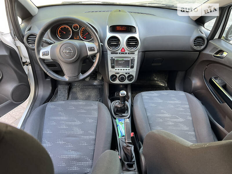 Хэтчбек Opel Corsa 2012 в Коломые