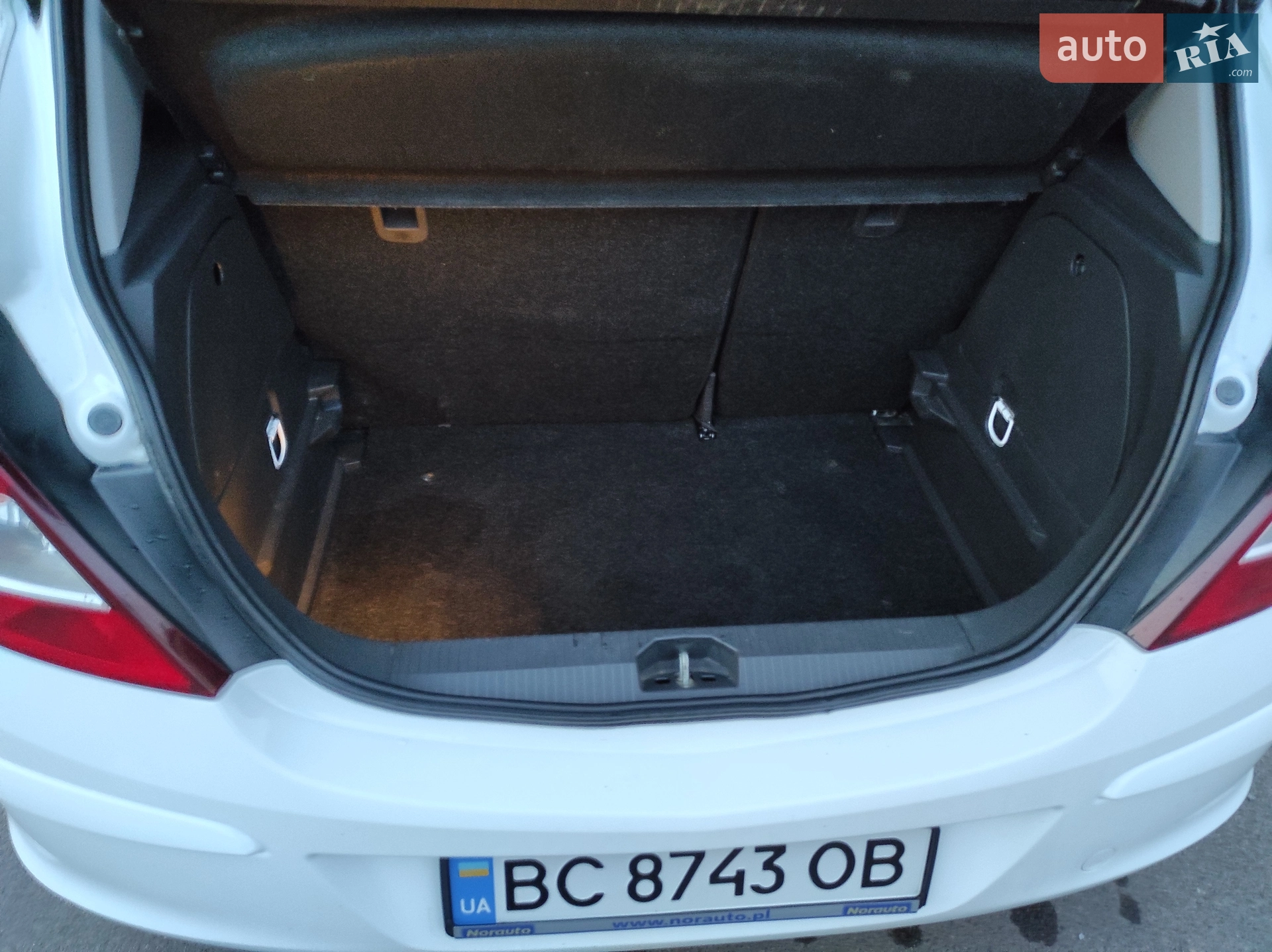 2010 Opel Corsa - мініатюра 15