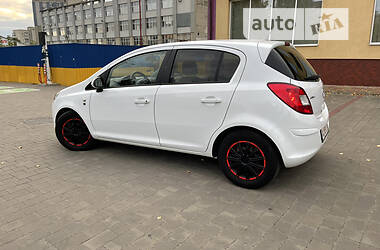 Хэтчбек Opel Corsa 2010 в Луцке