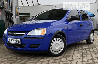 Хэтчбек Opel Corsa 2006 в Дрогобыче