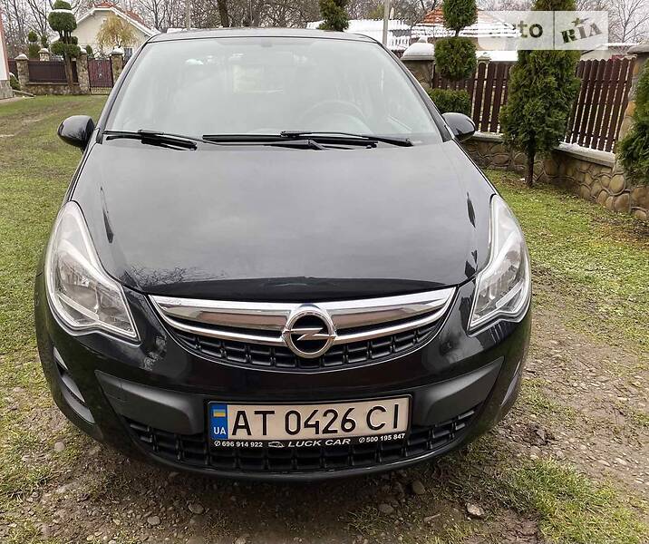 Хэтчбек Opel Corsa 2012 в Коломые