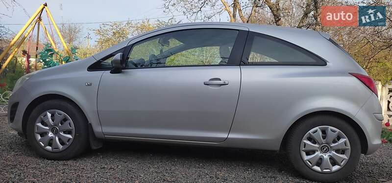 Хэтчбек Opel Corsa 2012 в Саврани фото 5 Хэтчбек Opel Corsa 2012 в Саврани