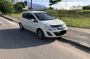 Хетчбек Opel Corsa 2013 в Вінниці