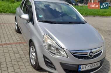 Хэтчбек Opel Corsa 2011 в Калуше