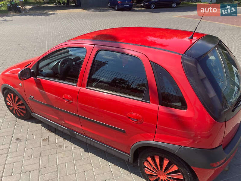 Хетчбек Opel Corsa 2001 в Києві