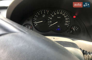 Хетчбек Opel Corsa 2001 в Сваляві