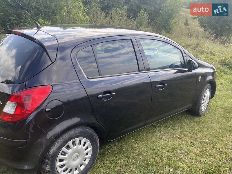 Хэтчбек Opel Corsa 2010 в Борщеве фото 2 Хэтчбек Opel Corsa 2010 в Борщеве