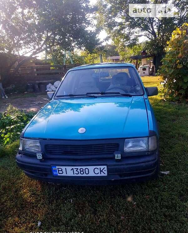 Хетчбек Opel Corsa 1991 в Полтаві