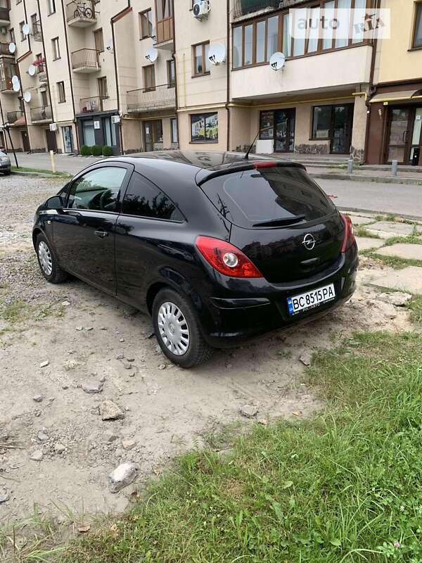 Хетчбек Opel Corsa 2009 в Львові