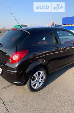 Хэтчбек Opel Corsa 2010 в Луцке