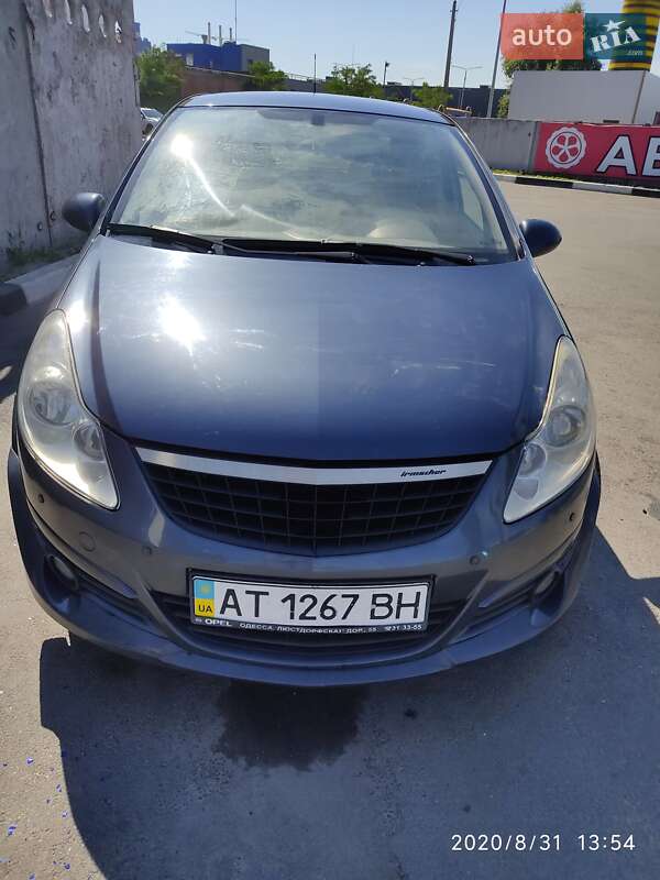 Хэтчбек Opel Corsa 2007 в Киеве