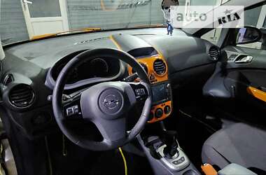 Хэтчбек Opel Corsa 2007 в Киеве