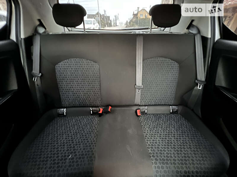 Хэтчбек Opel Corsa 2016 в Черновцах фото 12 Хэтчбек Opel Corsa 2016 в Черновцах