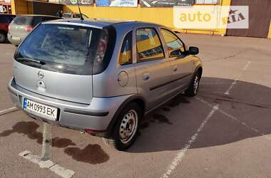 Хэтчбек Opel Corsa 2004 в Житомире