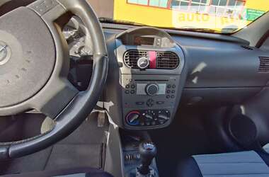 Хэтчбек Opel Corsa 2004 в Житомире