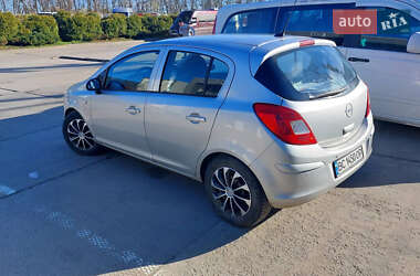 Хэтчбек Opel Corsa 2009 в Стрые