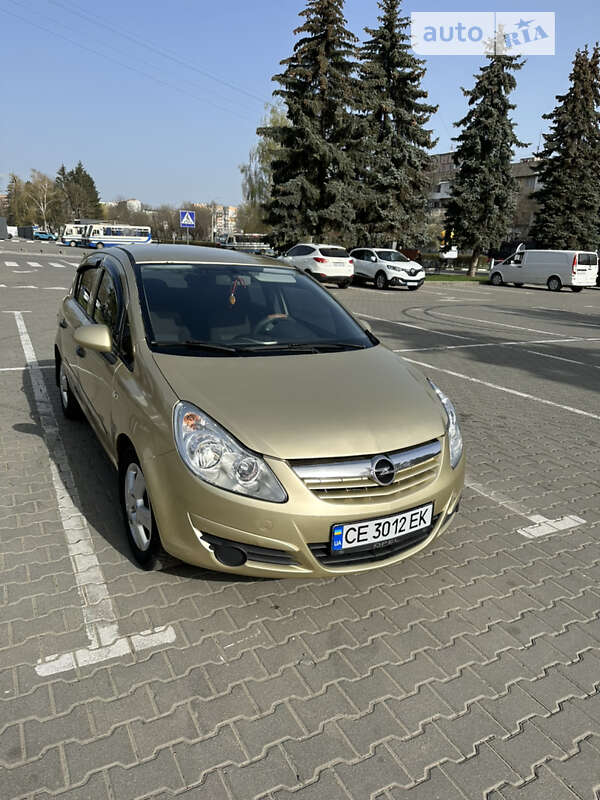 Хэтчбек Opel Corsa 2007 в Черновцах