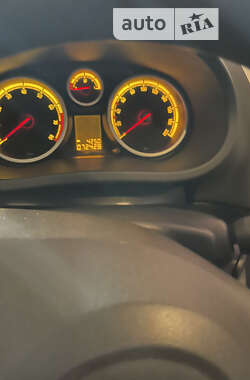 Хетчбек Opel Corsa 2007 в 