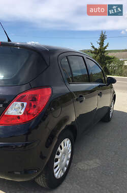 Хетчбек Opel Corsa 2009 в Турці