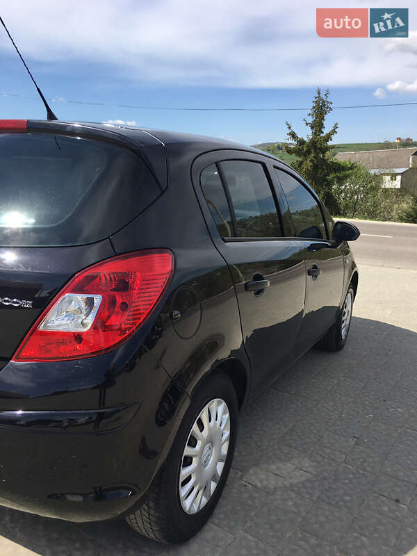 Хетчбек Opel Corsa 2009 в Турці фото 8 Хетчбек Opel Corsa 2009 в Турці