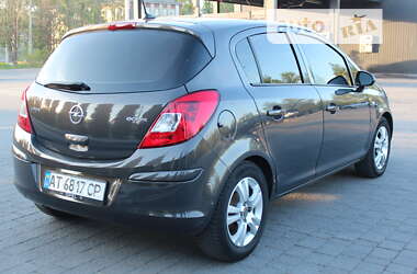Хетчбек Opel Corsa 2013 в Надвірній