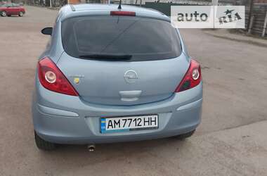 Хэтчбек Opel Corsa 2009 в Коростене