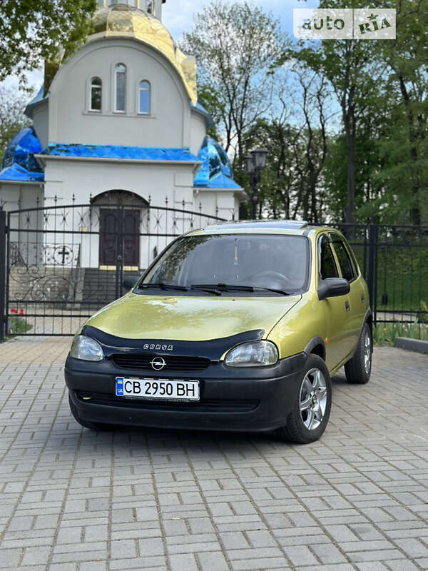 Хетчбек Opel Corsa 1997 в Прилуках