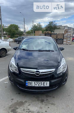 Хэтчбек Opel Corsa 2012 в Николаеве